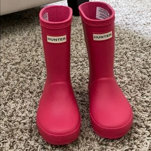 Nearly new pink Hunter toddler boots